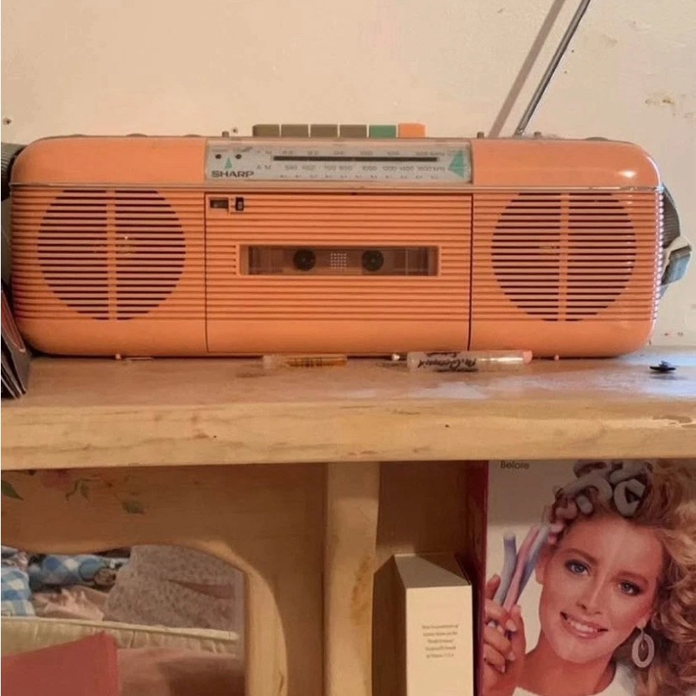 Sharp qt 50 pink peach boombox READ